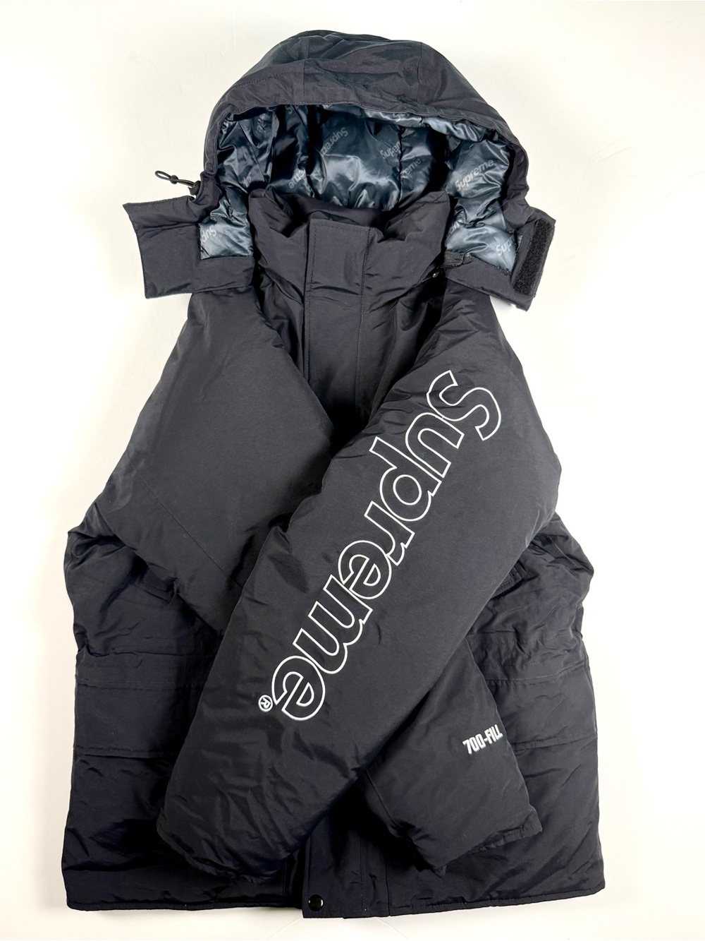 FW17 Supreme 700-Fill Down Taped Seam Waterproof Parka
